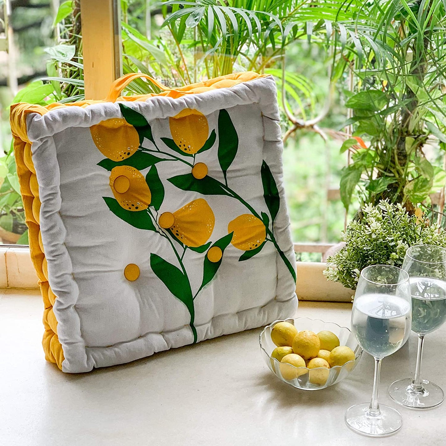 Tangerine box cushion