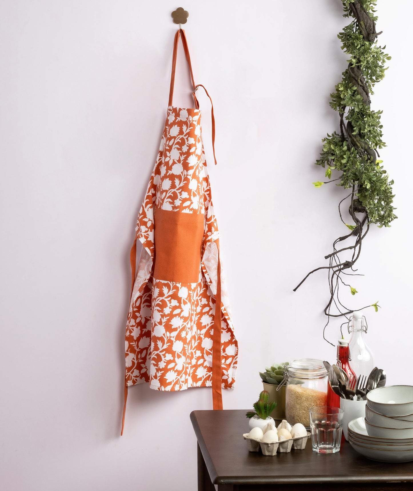 Bold Bloom Apron