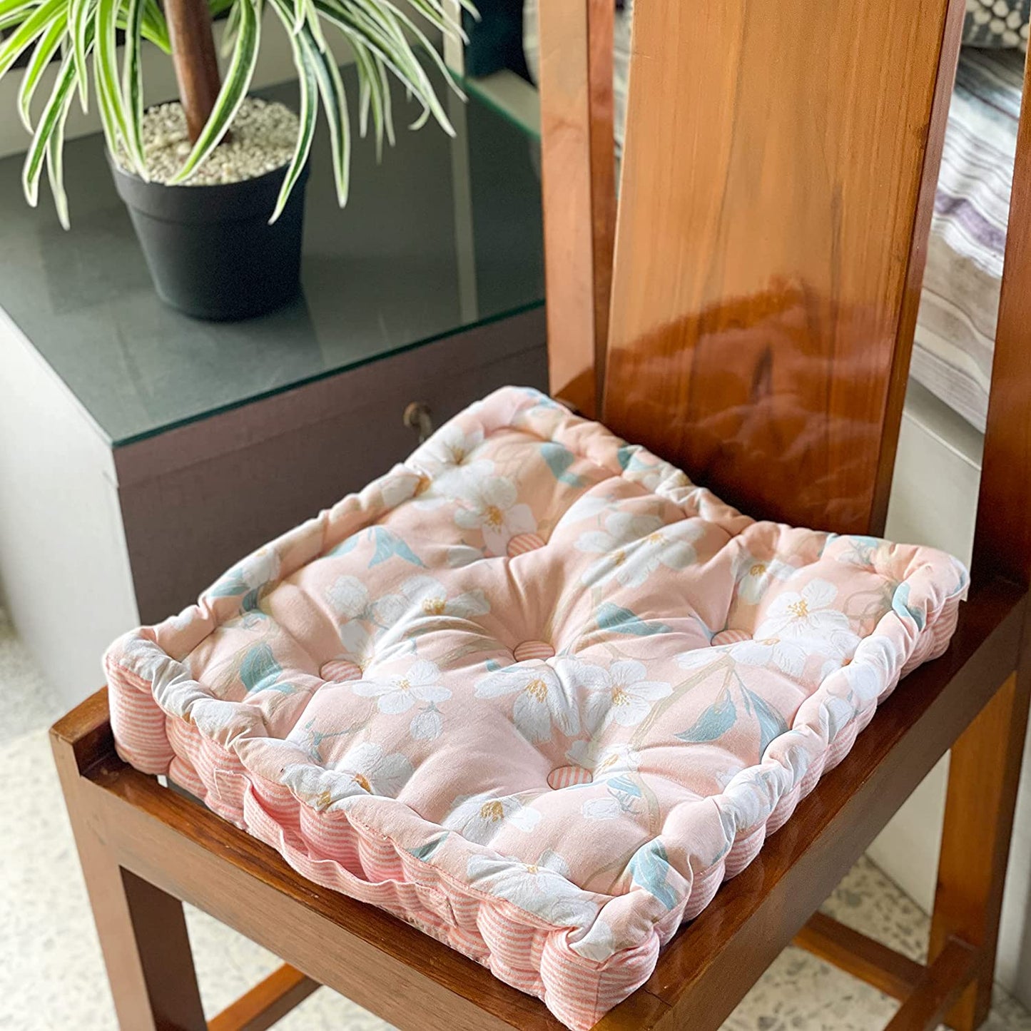 Pink blossom box cushion