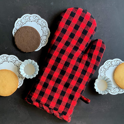 Red gingham apron with mitten