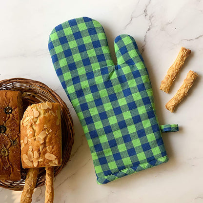 Green gingham apron with mitten