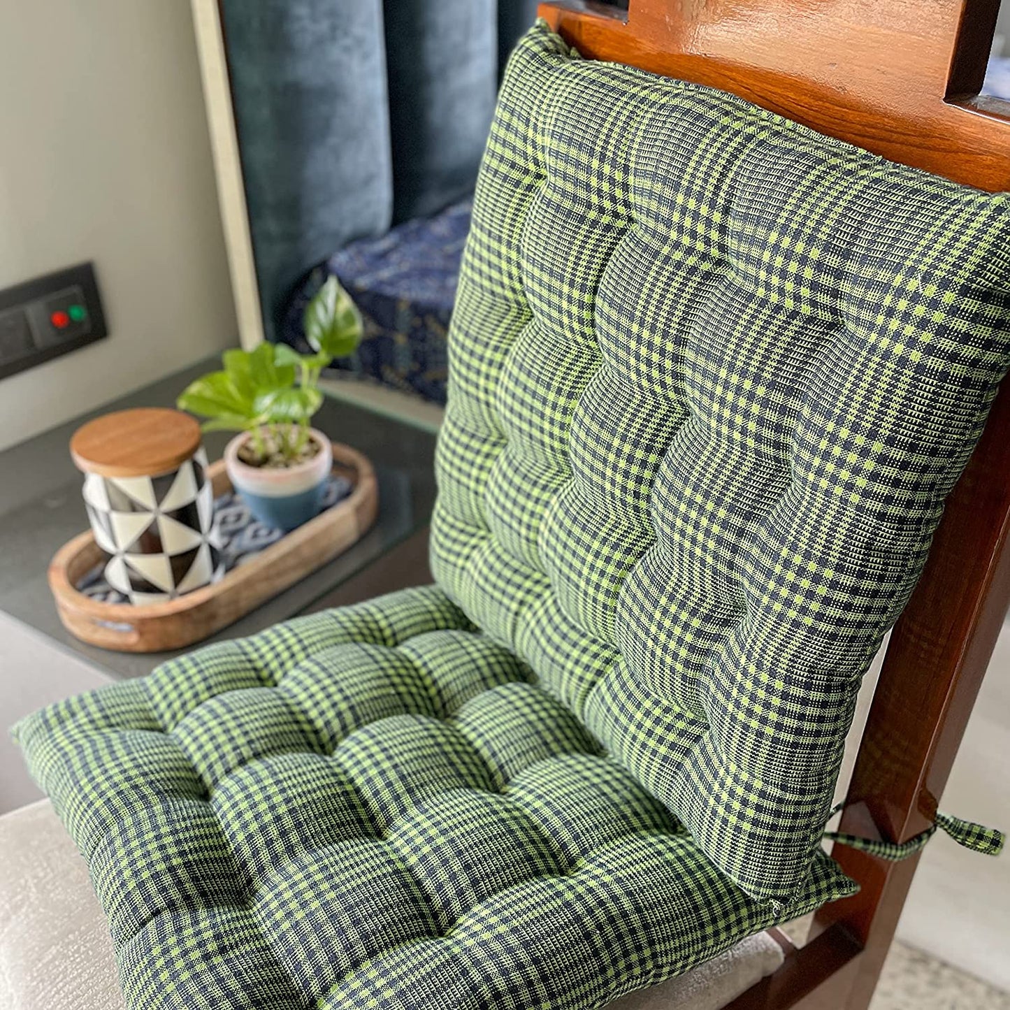 Green chequer chair cushion (2pcs)