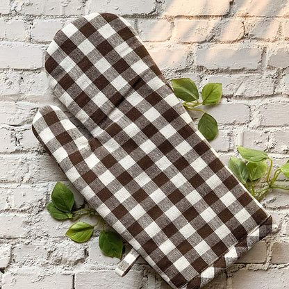 Black&white gingham apron with mitten