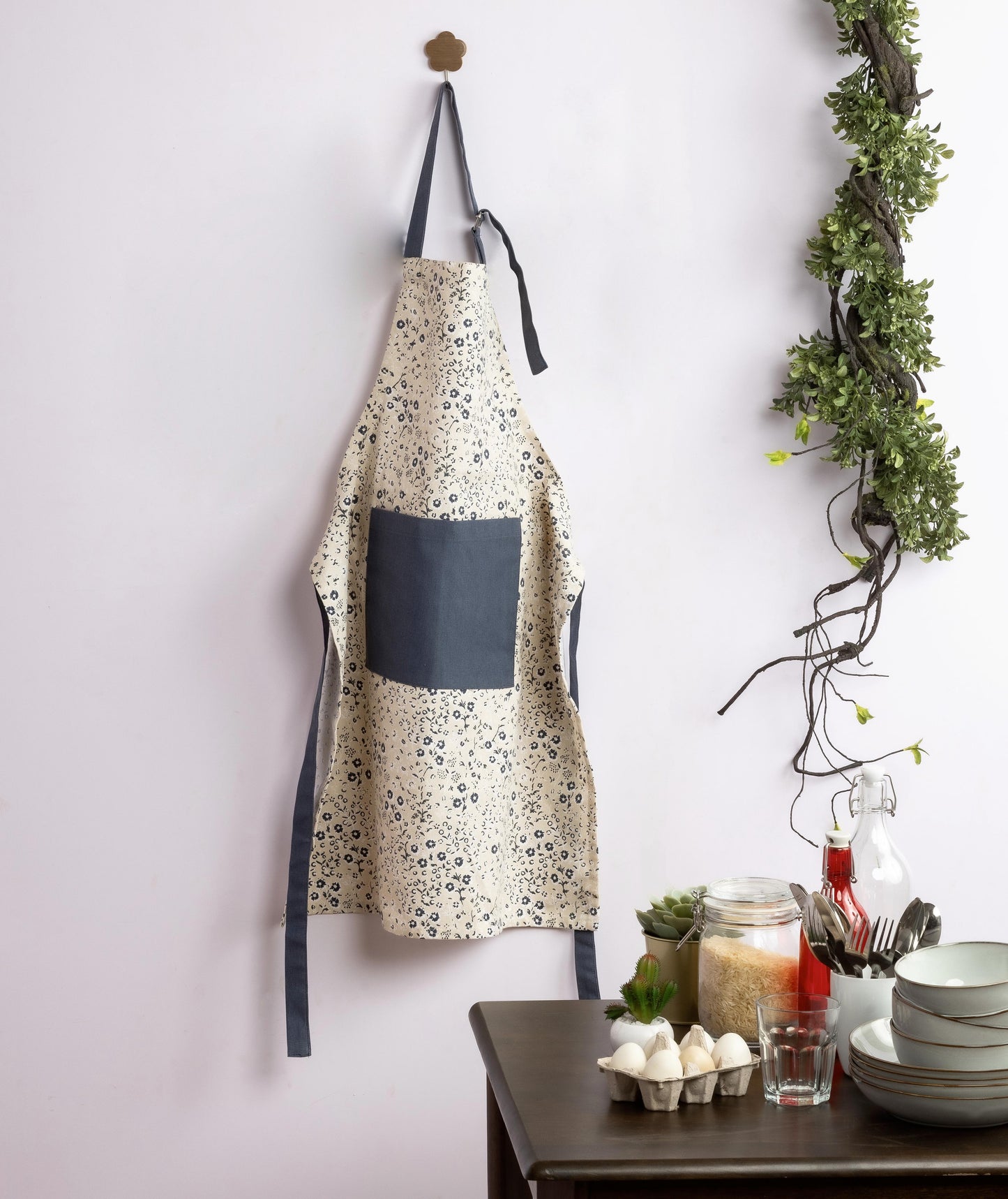 Classic Floral Apron