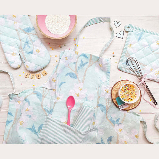 Teal blossom collection