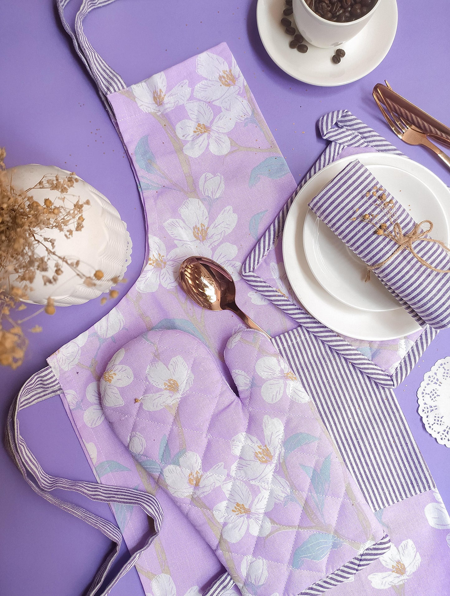 Cotton kitchen linen set | Cherry blossom | apron, oven mitten, pot holder, kitchen towel | 4pc