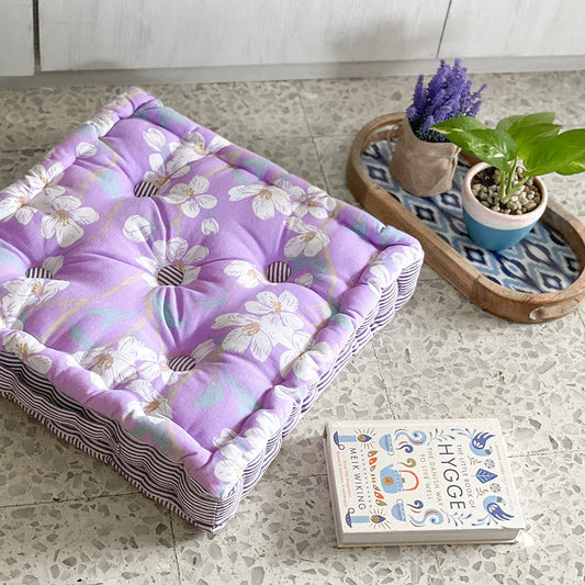Lilac blossom box cushion