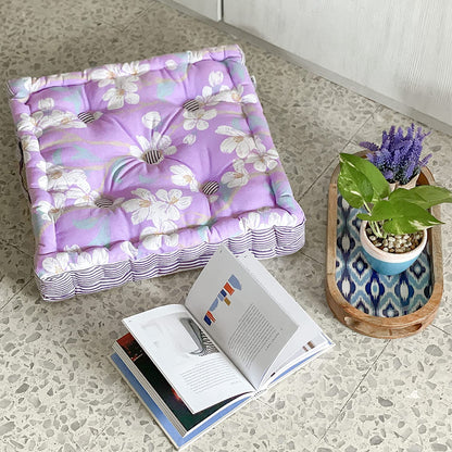 Lilac blossom box cushion